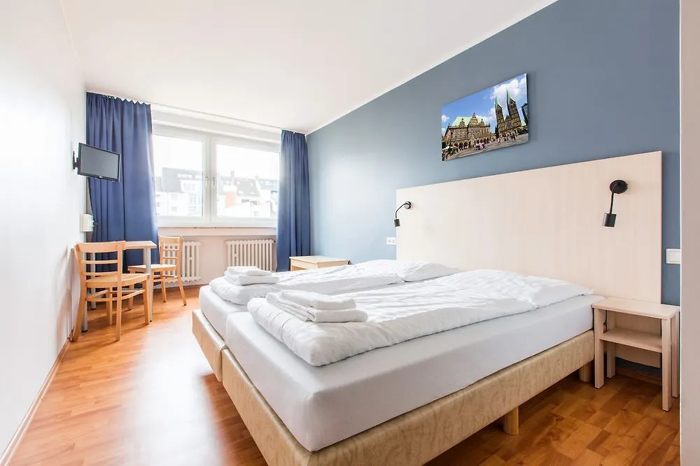 **  Hotel A&O Bremen Hauptbahnhof Germania